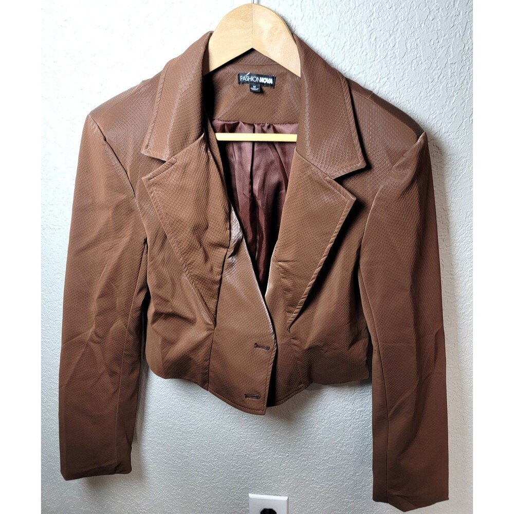 Fashion Nova Women’s Brown Snakeskin Faux Leather Cropped Blazer Jacket Size M - Picture 2 of 12